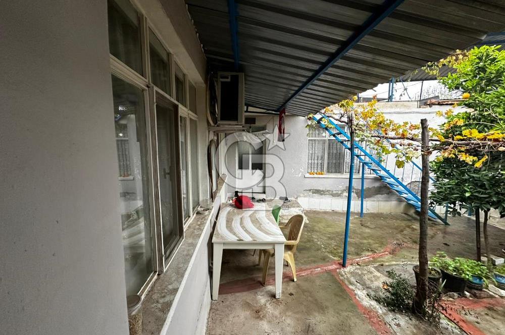 Urganlı'da Bahçeli Dükkan Alanlı Teraslı Müstakil Köy Evi