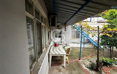 Urganlı'da Bahçeli Dükkan Alanlı Teraslı Müstakil Köy Evi