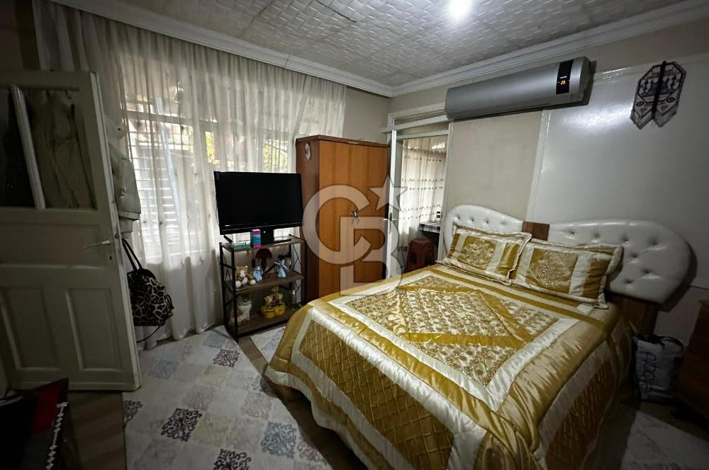 Urganlı'da Bahçeli Dükkan Alanlı Teraslı Müstakil Köy Evi