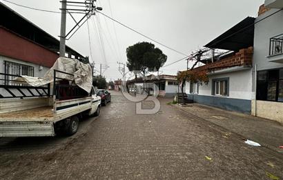 Urganlı'da Bahçeli Dükkan Alanlı Teraslı Müstakil Köy Evi