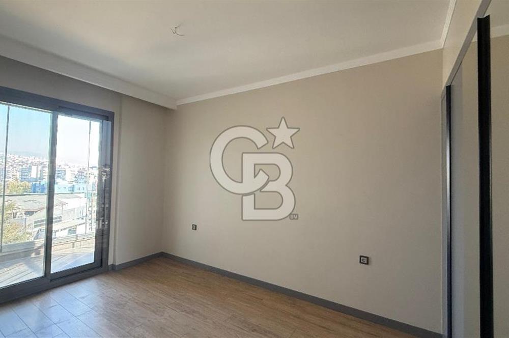 Çiğli Modern 2de 6. Kat Havuzlu & Spor Salonlu Kapalı Mutfak