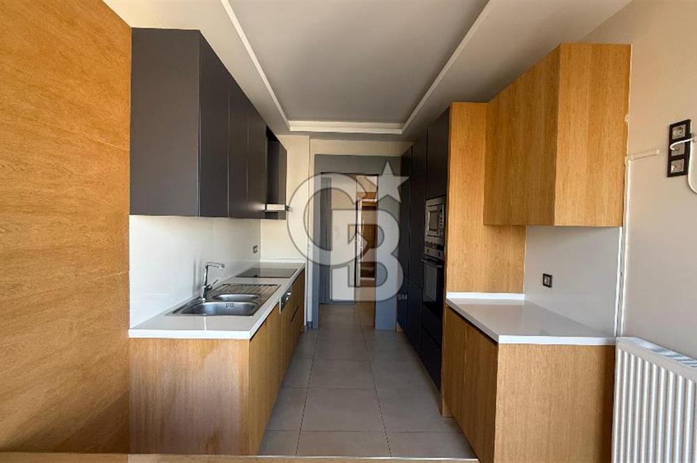 Çiğli Modern 2de 6. Kat Havuzlu & Spor Salonlu Kapalı Mutfak