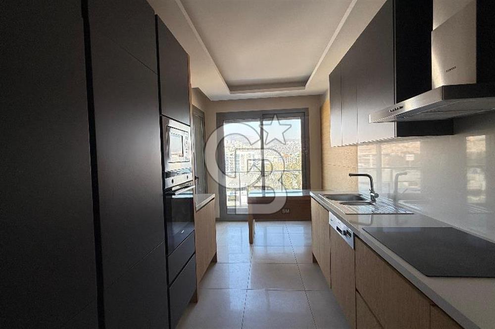 Çiğli Modern 2de 6. Kat Havuzlu & Spor Salonlu Kapalı Mutfak