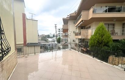 Kuşadası Türkmen Mahallesinde Deniz Manzaralı  Bahçeli Tam Müstakil 5+1 Villa