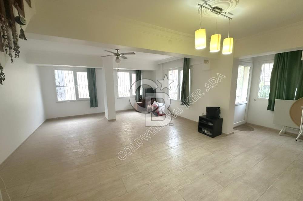 Kuşadası Türkmen Mahallesinde Deniz Manzaralı  Bahçeli Tam Müstakil 5+1 Villa