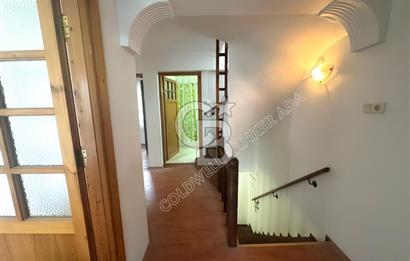 Kuşadası Türkmen Mahallesinde Deniz Manzaralı  Bahçeli Tam Müstakil 5+1 Villa