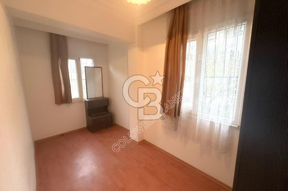 Kuşadası Türkmen Mahallesinde Deniz Manzaralı  Bahçeli Tam Müstakil 5+1 Villa