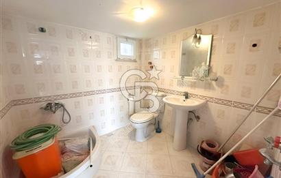 Kuşadası Türkmen Mahallesinde Deniz Manzaralı  Bahçeli Tam Müstakil 5+1 Villa