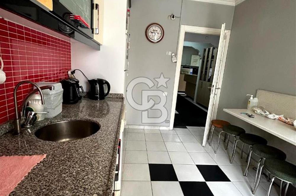 BEYLİKDÜZÜNDE CADDE ÜZERİ ÇİFT TAPU EMSALSİZ 5+1  İŞYERİ