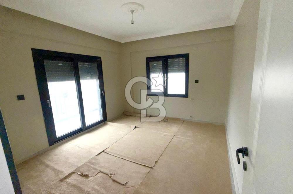 Dikili Cumhuriyet Mah. Çetin Emeç'te Satılık Müstakil 4+1 Villa