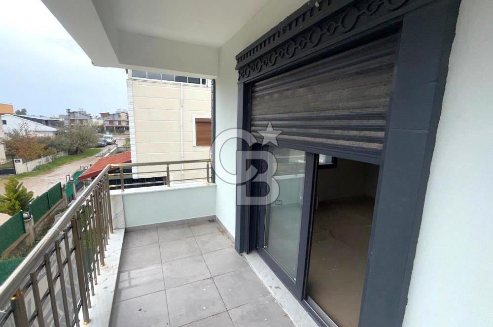 Dikili Cumhuriyet Mah. Çetin Emeç'te Satılık Müstakil 4+1 Villa