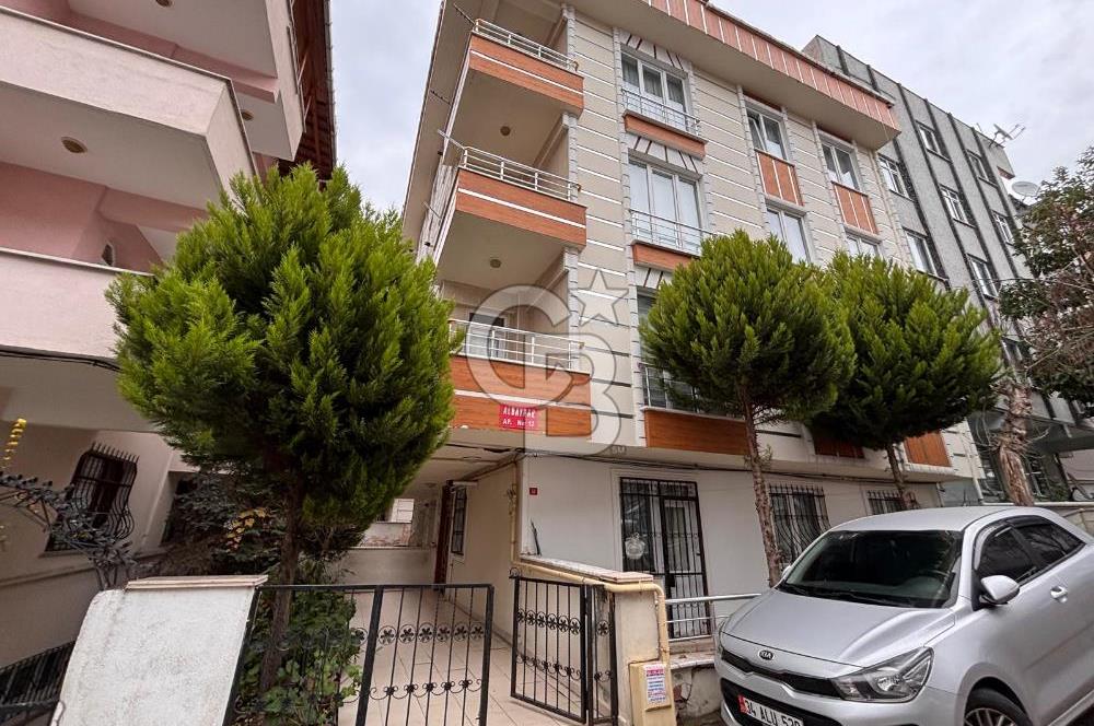 Avcılar Cihangirde Müstakil Bahçe Kullanımlı Satılık 2+1 Daire