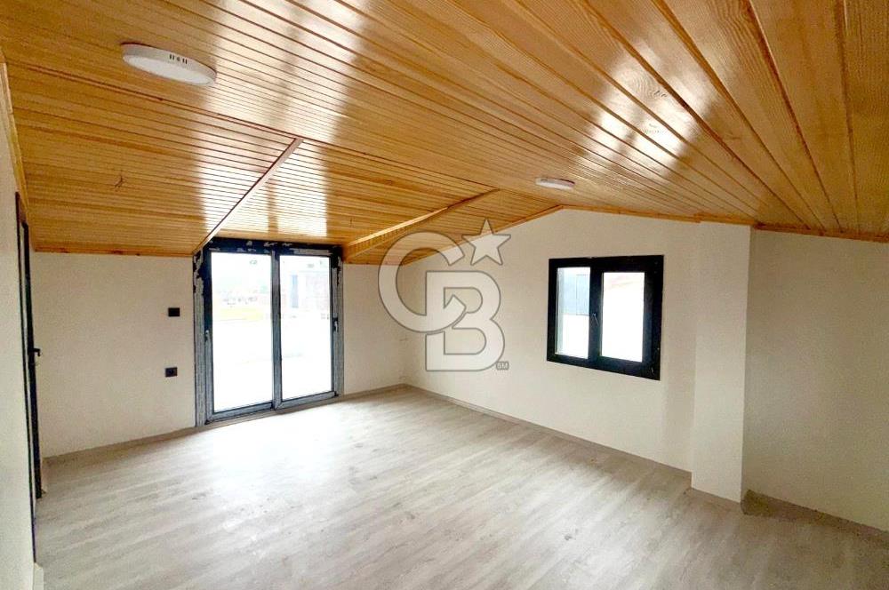 Dikili Cumhuriyet Mah. Çetin Emeç'te Satılık Müstakil 4+1 Villa