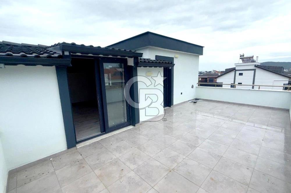 Dikili Cumhuriyet Mah. Çetin Emeç'te Satılık Müstakil 4+1 Villa