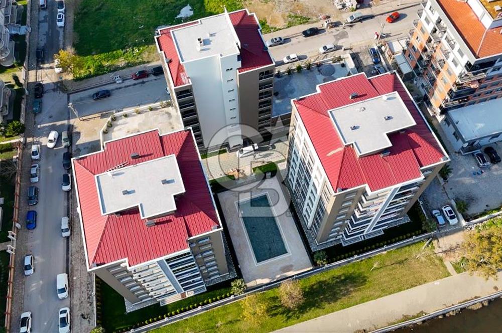 ÇİĞLİ ATAŞEHİR BEST SİTESİ'NDE HAVUZ CEPHELİ LÜKS SIFIR SATILIK 2+1 DAİRE