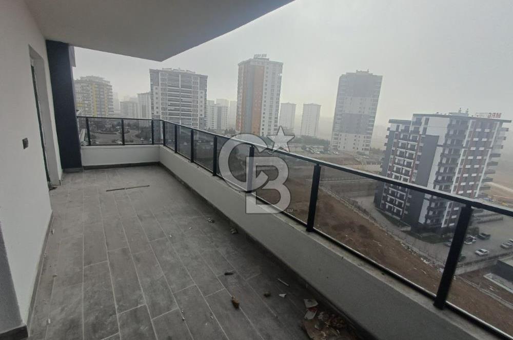 Yenimahalle Susuz'da Geniş ve Lüks Satılık 4+1 Daire