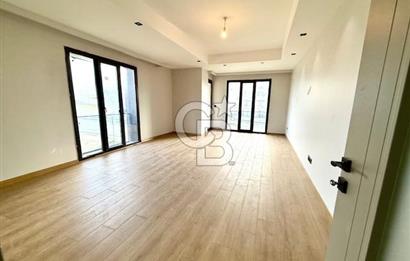 BEYLİKDÜZÜ SULTAN FATİH CAD. ÜZERİNDE YENİ BİNADA SATILIK 3+1