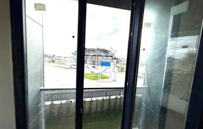 BEYLİKDÜZÜ SULTAN FATİH CAD. ÜZERİNDE YENİ BİNADA SATILIK 3+1