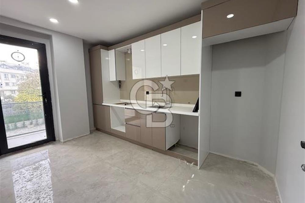 BEYLİKDÜZÜ SULTAN FATİH CAD. ÜZERİNDE YENİ BİNADA SATILIK 3+1