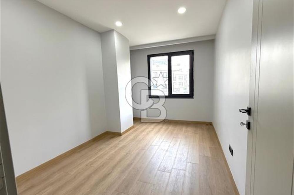 BEYLİKDÜZÜ SULTAN FATİH CAD. ÜZERİNDE YENİ BİNADA SATILIK 3+1