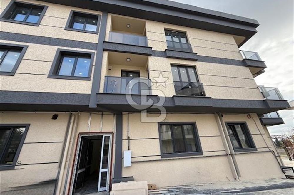 BEYLİKDÜZÜ SULTAN FATİH CAD. ÜZERİNDE YENİ BİNADA SATILIK 3+1