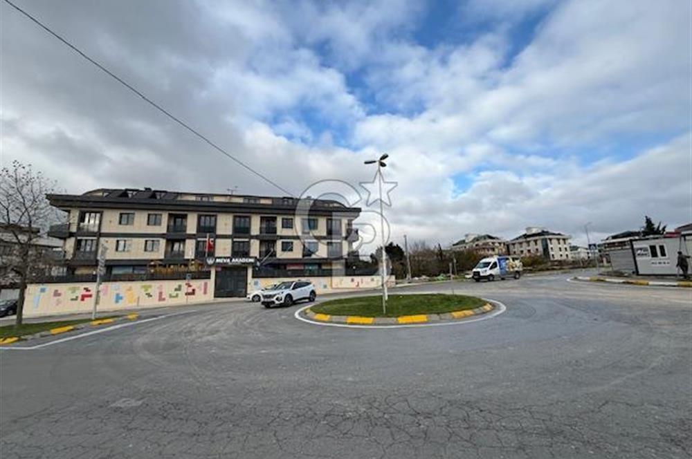 BEYLİKDÜZÜ SULTAN FATİH CAD. ÜZERİNDE YENİ BİNADA SATILIK 3+1