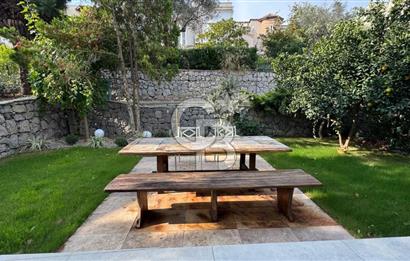 URLA BİNKONUTLAR TADİLATLI SATILIK VİLLA