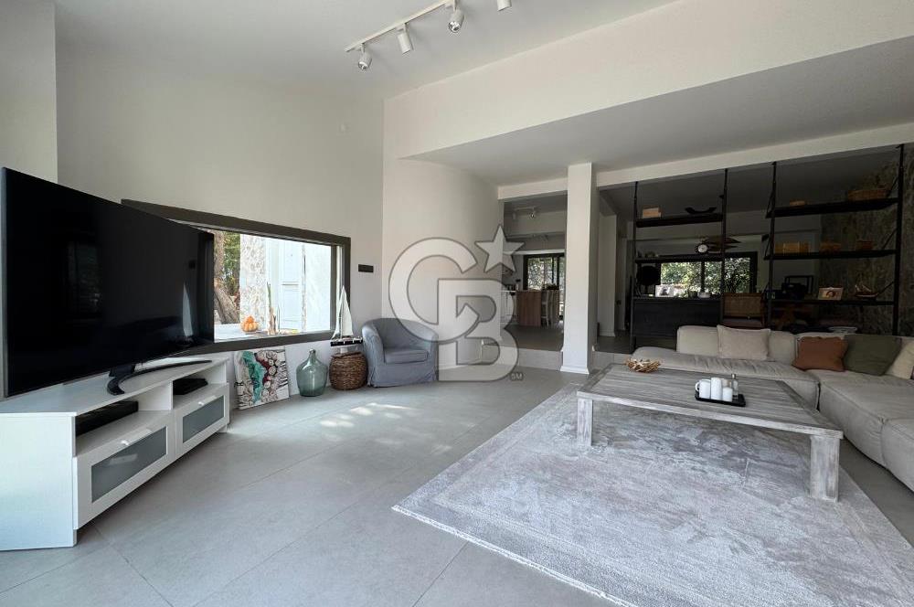 URLA BİNKONUTLAR TADİLATLI SATILIK VİLLA