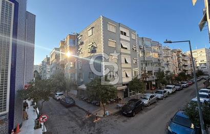İzmir / Göztepe 34. Sokakta Köşe Konumlu 3+1