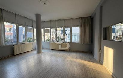 İzmir / Göztepe 34. Sokakta Köşe Konumlu 3+1