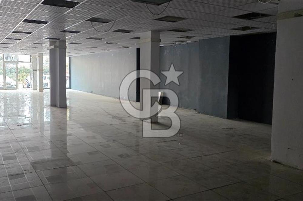 GÜNEŞEVLER MERKEZDE 320m² CADDE ÜZERİ, KOMPLE VİTRİNLİ KİRALIK