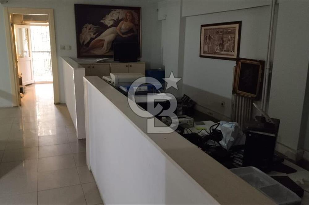 KADIKÖY RASİMPAŞA 340 M2 SATILIK ASMA KATLI DÜKKAN