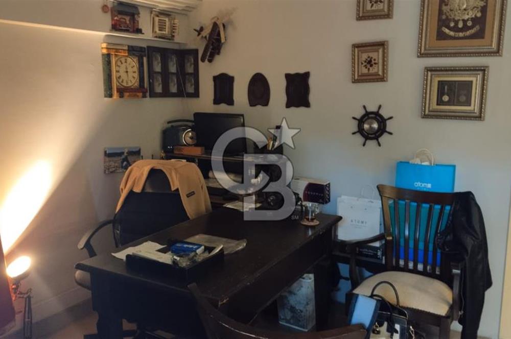 KADIKÖY RASİMPAŞA 340 M2 SATILIK ASMA KATLI DÜKKAN