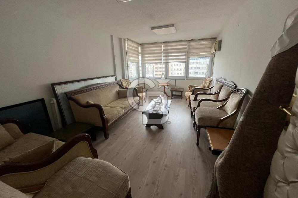 Kızılay'ın Merkezinde Ali Nazmi İşhanı'nda Kiralık Ofis