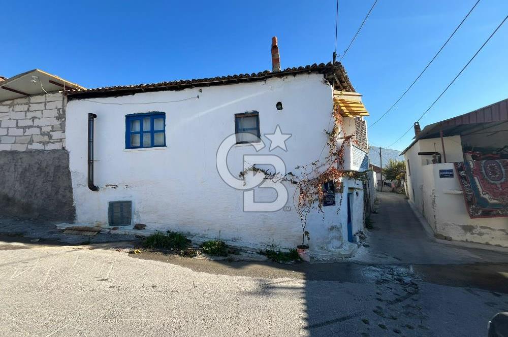 Bayındır Merkez Satılık İki Katlı Müstakil Fırsat Ev