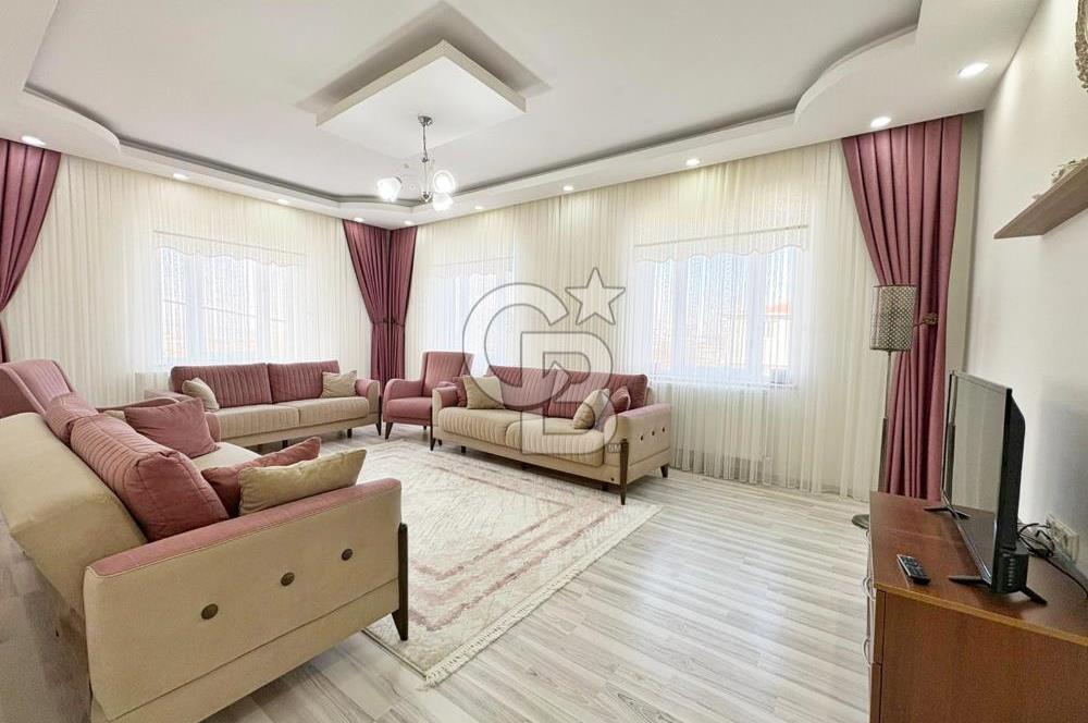 UÇHİSAR KALE YAKINI ATATÜRK BLV. DİBİ KALE MANZARALI TURİZME UYGUN YATIRIM FIRSATI