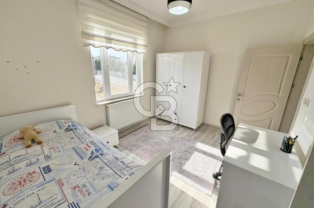 UÇHİSAR KALE YAKINI ATATÜRK BLV. DİBİ KALE MANZARALI TURİZME UYGUN YATIRIM FIRSATI