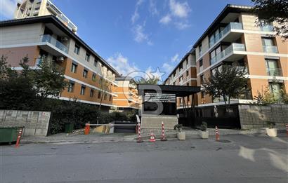 Acıbademin İncisi Koşuyolu Konaklarında Arakat Satılık 3+1 Daire