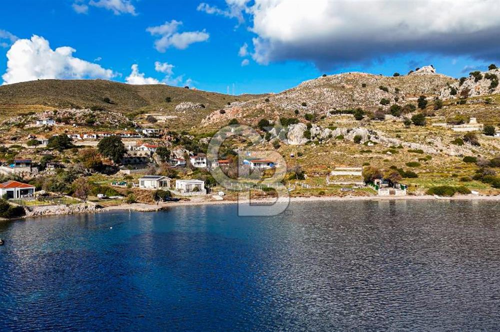 BOZBURUN'DA FULL DENİZ VE SYMİ ADA MANZARALI FIRSAT!