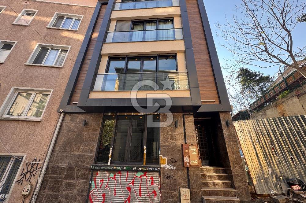 Cihangir Merkezde Yeni Binada 2+2 Satılık Dubleks Daire