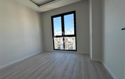 KARTAL KARLIKTEPEDE DENİZ MANZARALI 4+2 DUBLEKS SİTE İÇİ