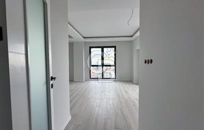 KARTAL KARLIKTEPEDE DENİZ MANZARALI 4+2 DUBLEKS SİTE İÇİ