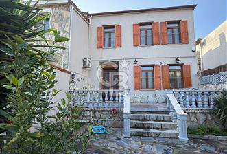 Urla İskelede Eşsiz Konumda Eşyalı Kiralık 2+1 Dubleks Daire - 1 - 324074