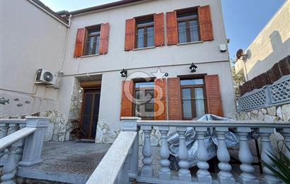 Urla İskelede Eşsiz Konumda Eşyalı Kiralık 2+1 Dubleks Daire