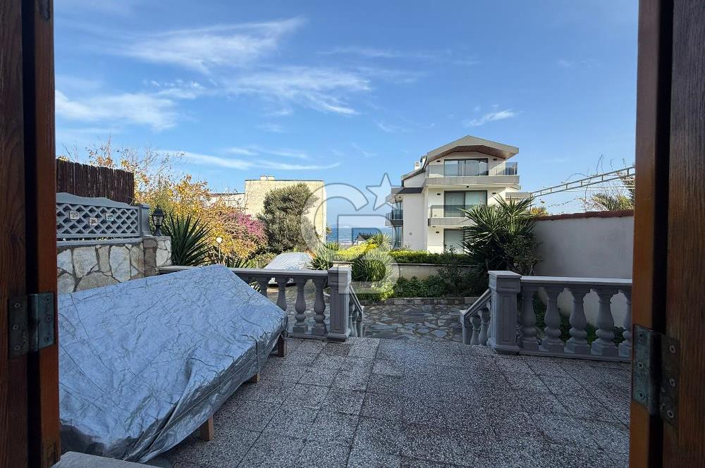 Urla İskelede Eşsiz Konumda Eşyalı Kiralık 2+1 Dubleks Daire