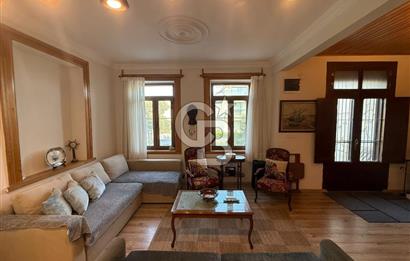 Urla İskelede Eşsiz Konumda Eşyalı Kiralık 2+1 Dubleks Daire