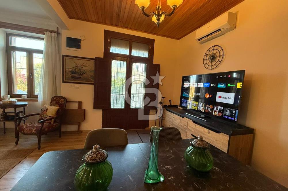 Urla İskelede Eşsiz Konumda Eşyalı Kiralık 2+1 Dubleks Daire