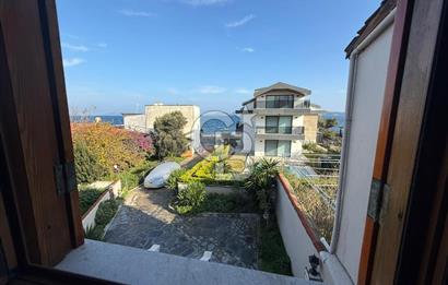 Urla İskelede Eşsiz Konumda Eşyalı Kiralık 2+1 Dubleks Daire