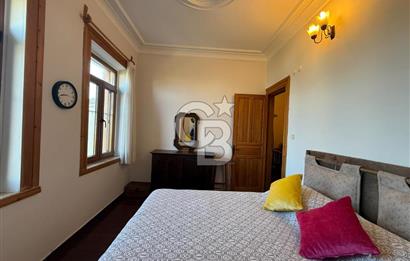 Urla İskelede Eşsiz Konumda Eşyalı Kiralık 2+1 Dubleks Daire