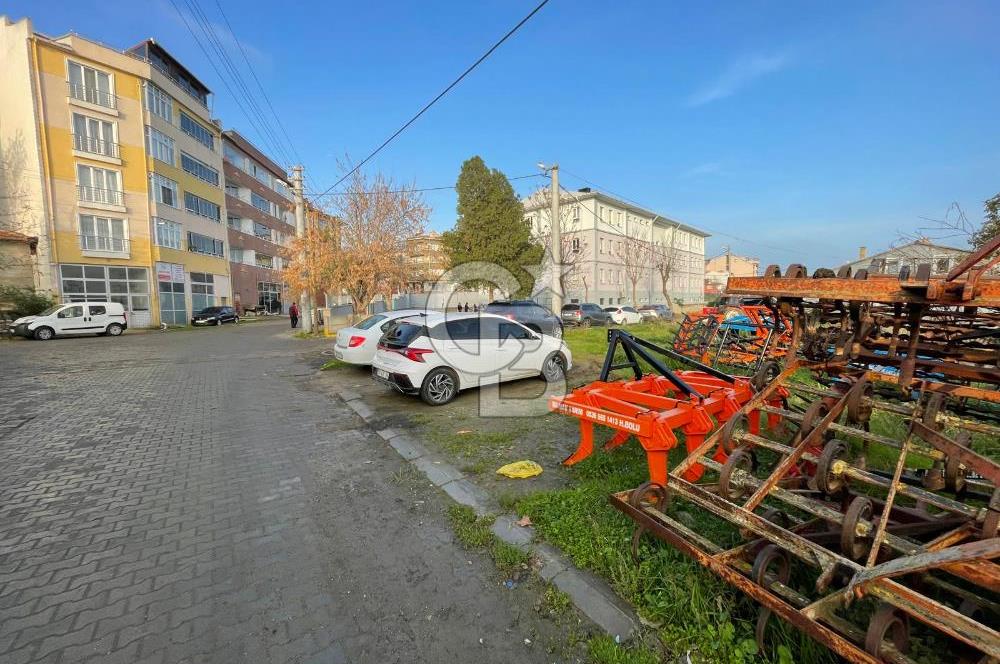 Hayrabolu Merkezde 333m2 3 kat imarlı Satılık Arsa